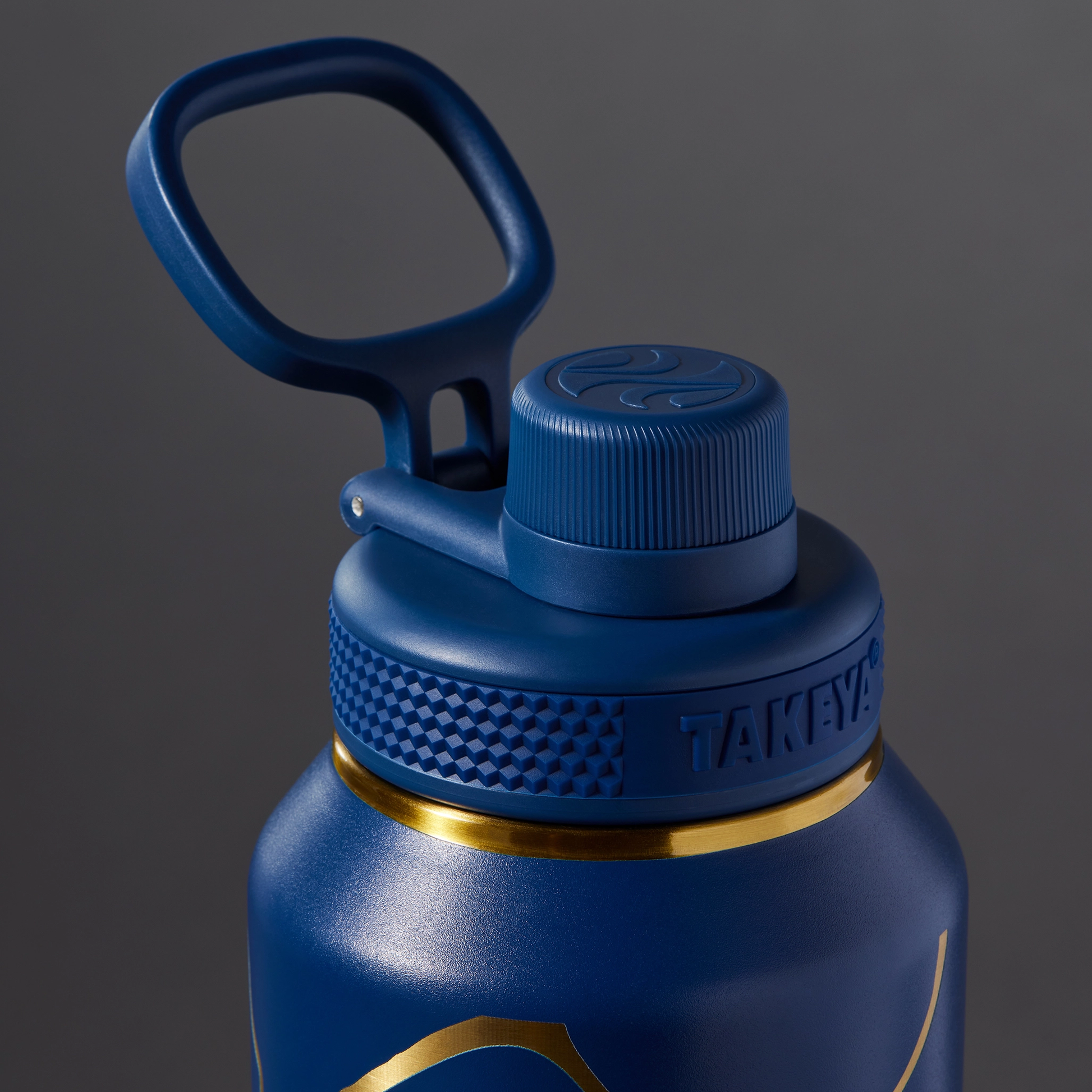 kintsugi-water-bottle-with-spout-lid-d4 51390-TK_HO25_Kintsugi_Takeya9266.png